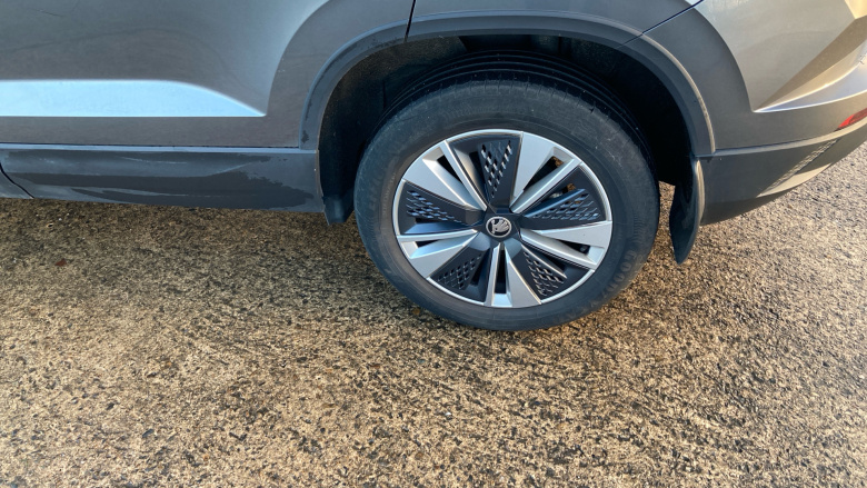 Skoda Karoq 1.0 TSI SE Drive 5dr Petrol Estate